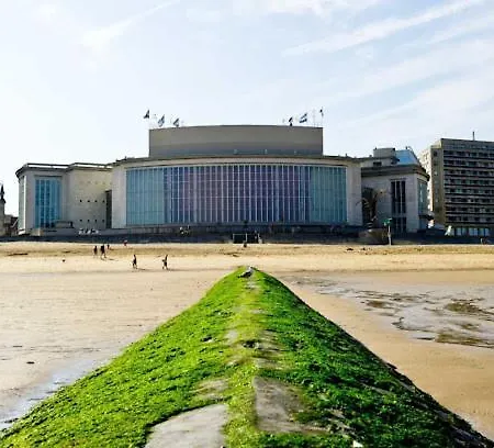 Thout Dichtbij Zee דירה *